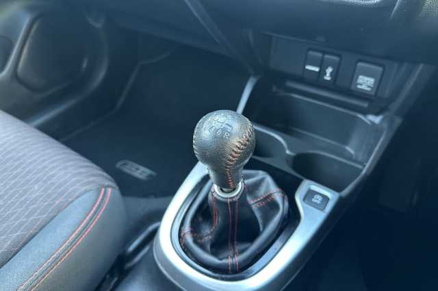 Honda Jazz 1.5 i-VTEC Sport Navi 5dr 