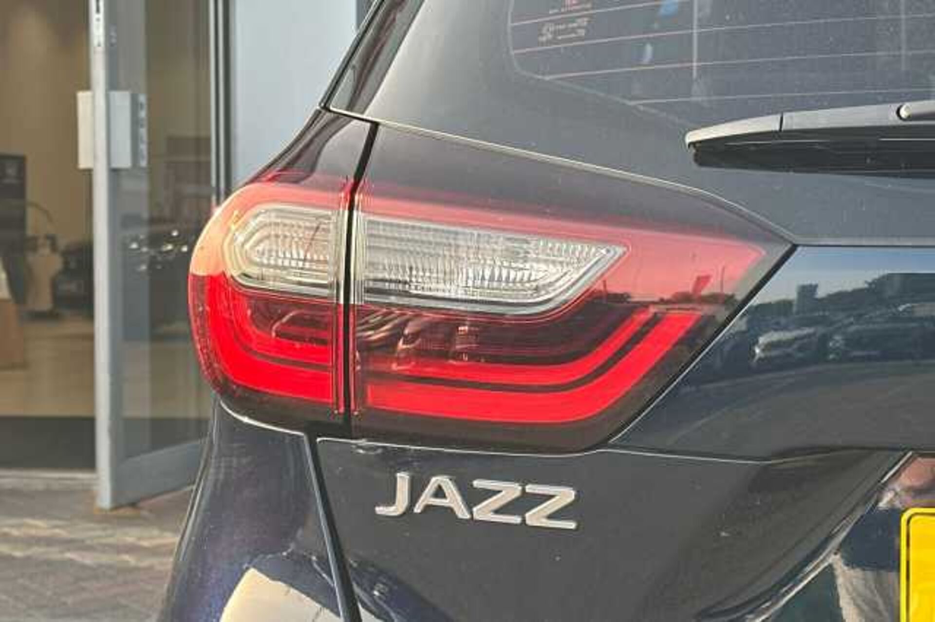Honda Jazz Hybrid 1.5 i-MMD Hybrid SR 5dr eCVT 