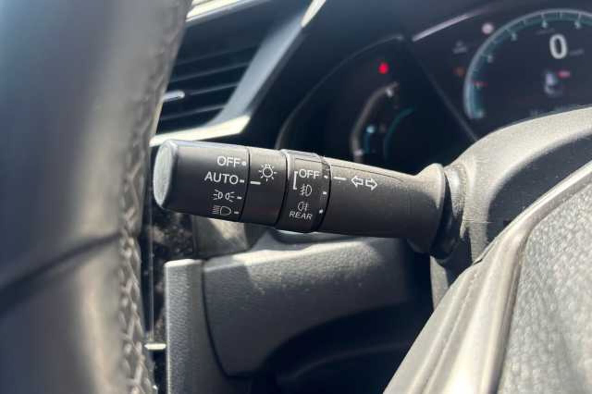 Honda Civic 1.0 VTEC Turbo SR 5dr 