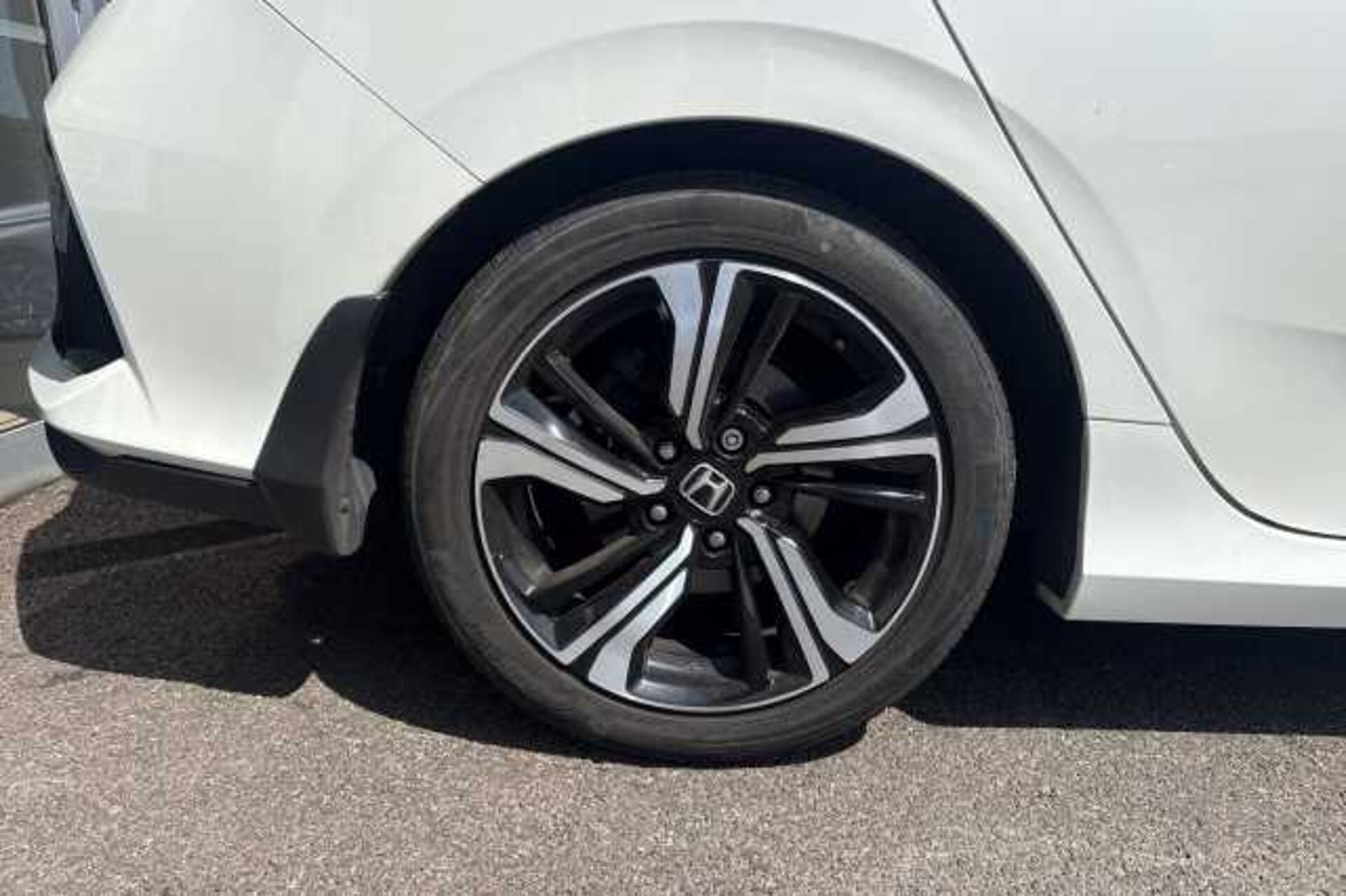 Honda Civic 1.0 VTEC Turbo SR 5dr 