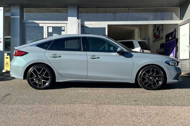 Honda Civic Hybrid 2.0 eHEV Advance 5dr CVT 