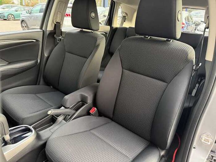 Honda Jazz 1.3 i-VTEC SE Navi 5dr CVT 