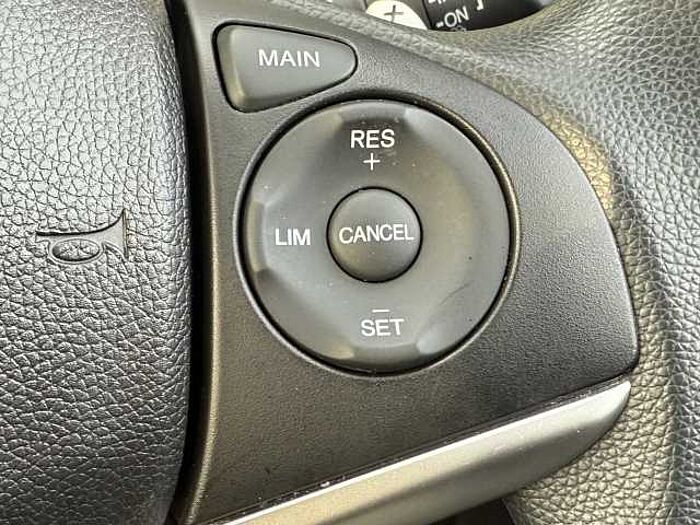 Honda Jazz 1.3 i-VTEC SE Navi 5dr CVT 