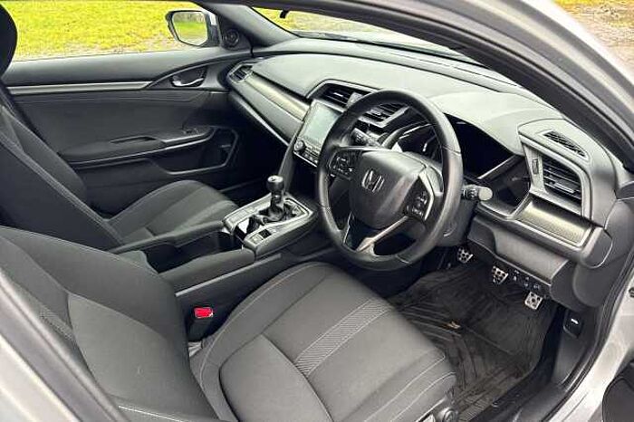 Honda Civic 1.0 VTEC Turbo 126 SR 5dr 