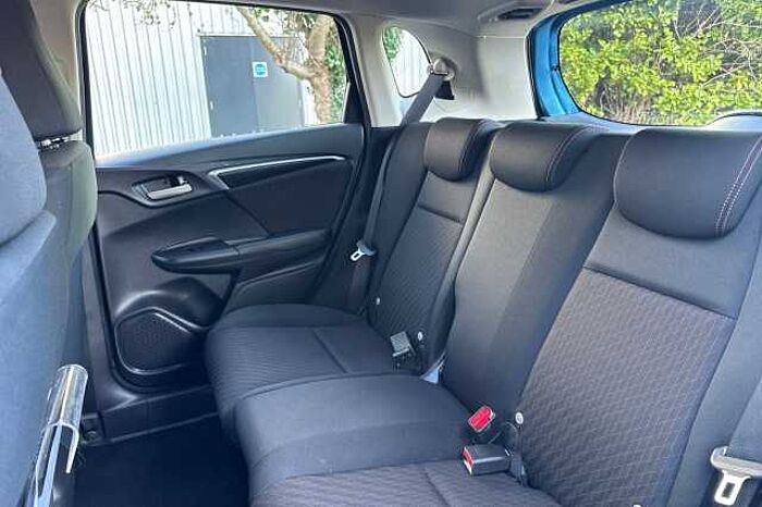 Honda Jazz 1.5 i-VTEC Sport Navi 5dr 