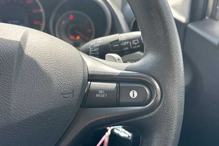 Honda Jazz 1.4 i-VTEC ES 5dr CVT 