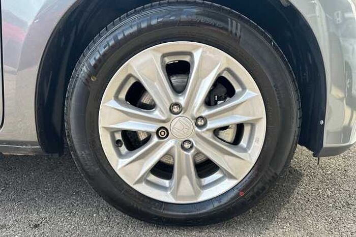 Honda Jazz 1.4 i-VTEC ES 5dr CVT 