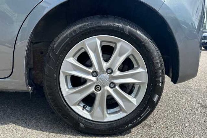 Honda Jazz 1.4 i-VTEC ES 5dr CVT 