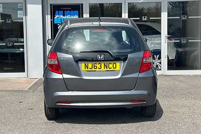 Honda Jazz 1.4 i-VTEC ES 5dr CVT 