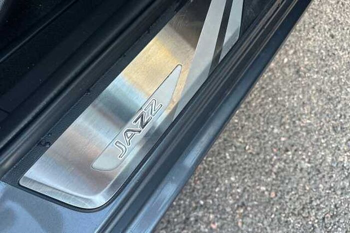 Honda Jazz Hybrid 1.5 i-MMD Hybrid SR 5dr eCVT 