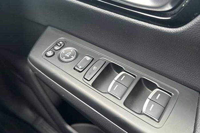 Honda CR-V Hybrid 2.0 eHEV Advance 5dr eCVT 