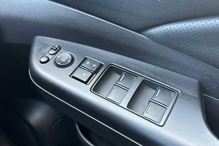 Honda CR-V 2.0 i-VTEC SR 5dr Auto 