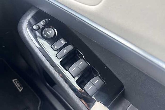 Honda HR-V Hybrid 1.5 eHEV Advance Style 5dr CVT 