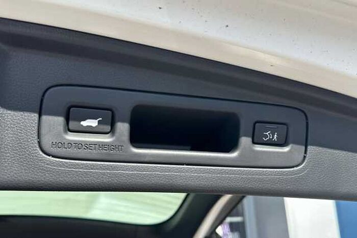 Honda CR-V Hybrid 2.0 eHEV Advance 5dr eCVT 